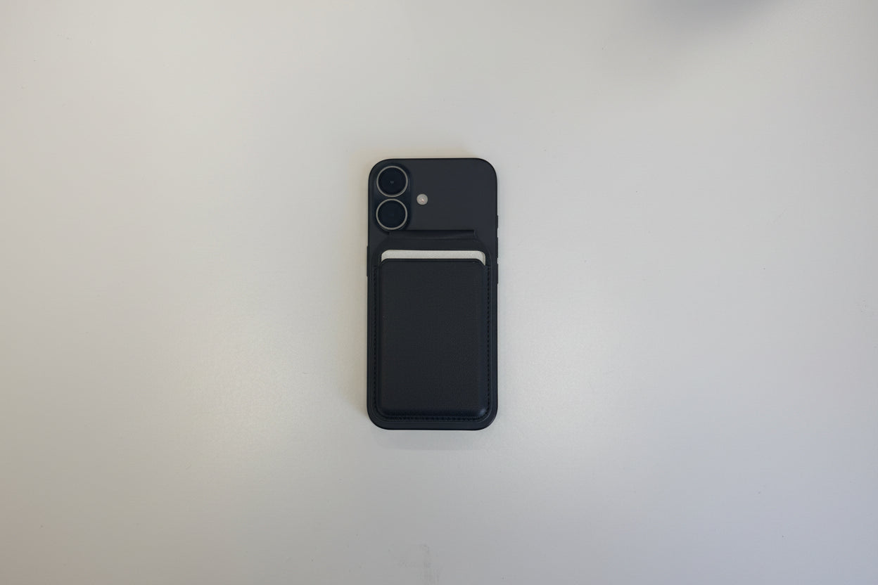 MagSafe Plånbok Pro — Smal, Stabil & Multifunktionell Phonefleet